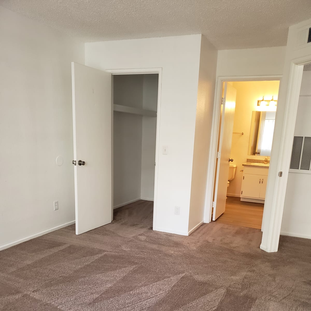 Photos and Video of Whispering Waters in Las Vegas, NV Upgraded units